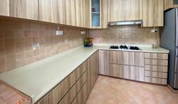 Blk 216 Jurong East Street 21 (Jurong East), HDB Executive #638320641